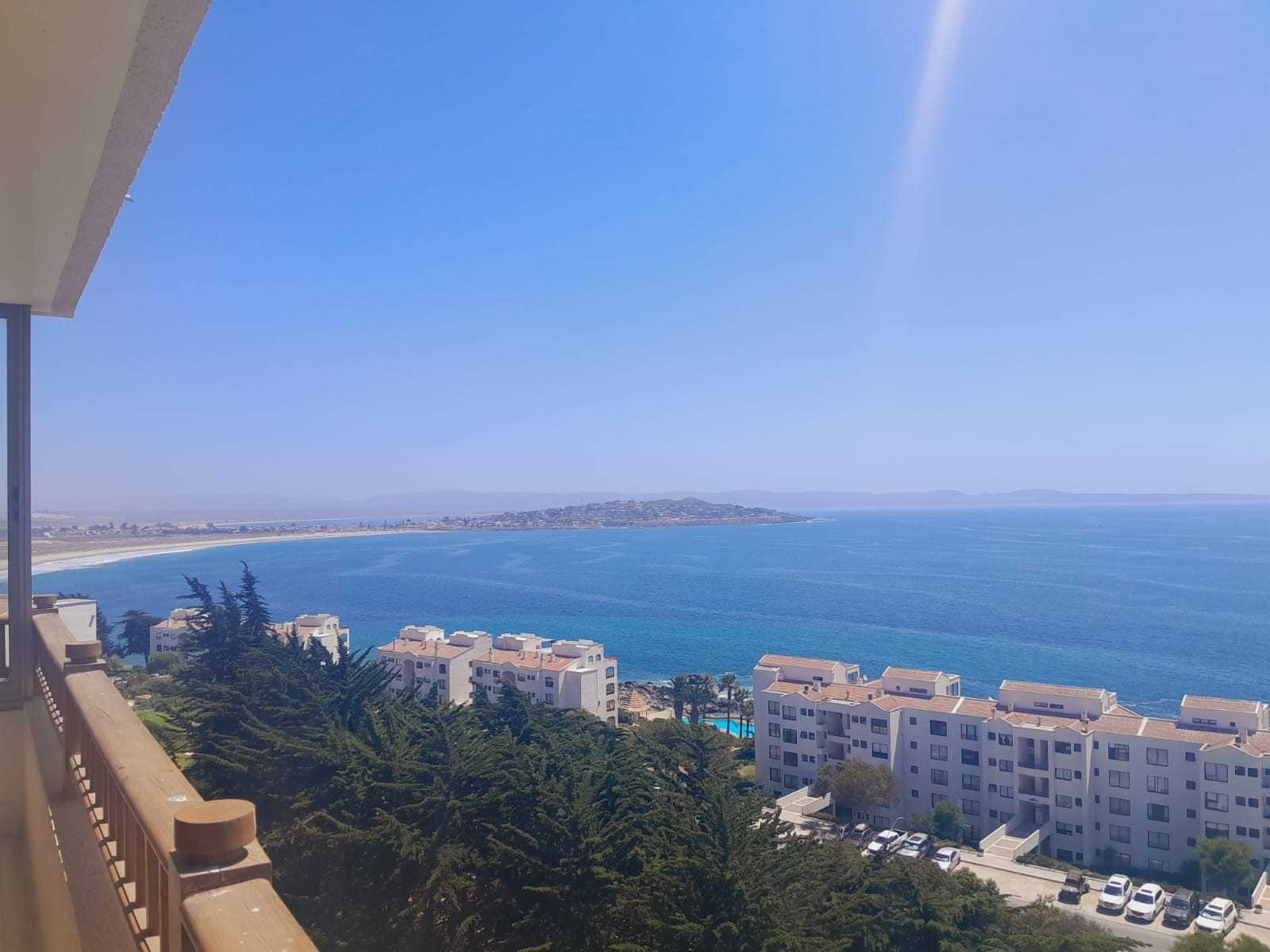 UF 15.500 Línea 2, capacidad 8 personas, 4 dormitorios, 4 baños, edificio 22